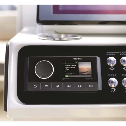 Kit Recessed Fusion MS-RA670 og Fusion MS-RA210 Kit Recessed Fusion MS-RA670 og Fusion MS-RA210